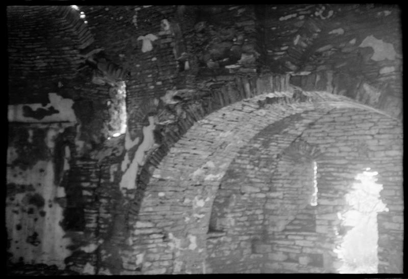 Intérieur, chapelle sud.