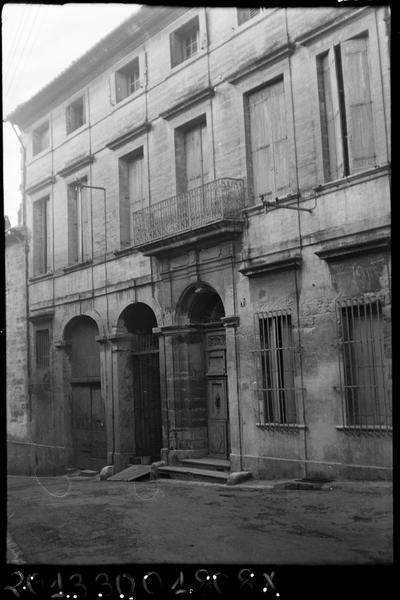 Façade principale sur rue.