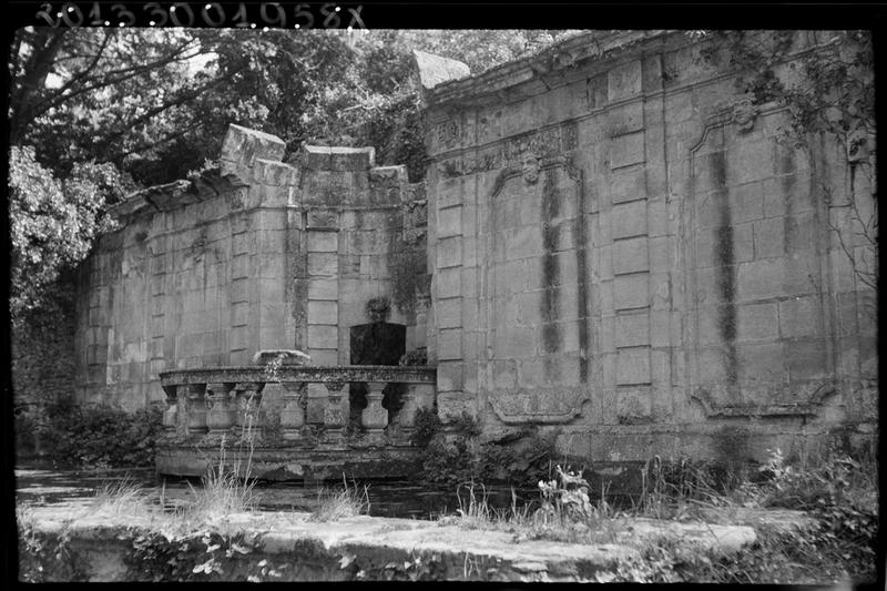 Fontaine.