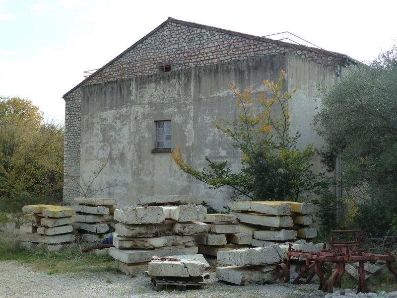 Façade arrière nord de l'agrandissement.