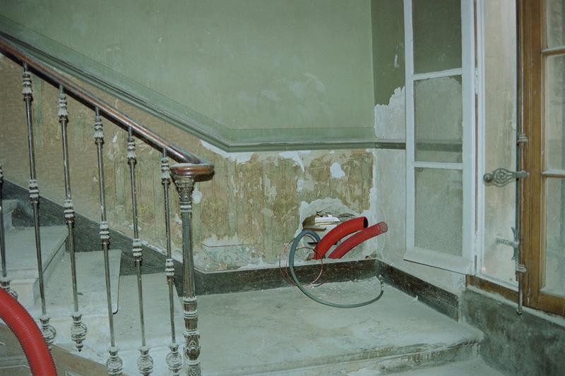 Travaux de réhabilitation, escalier secondaire.