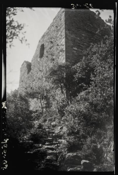 Vue extérieure : bâtiment A, angle nord-est.