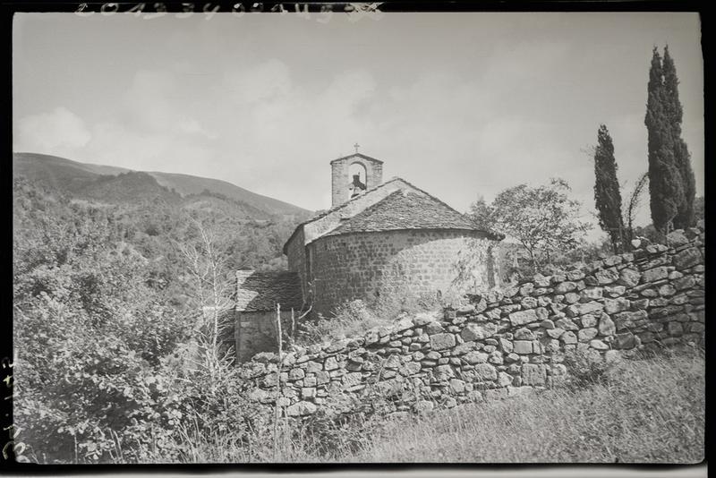 Vue extérieure. Chevet.