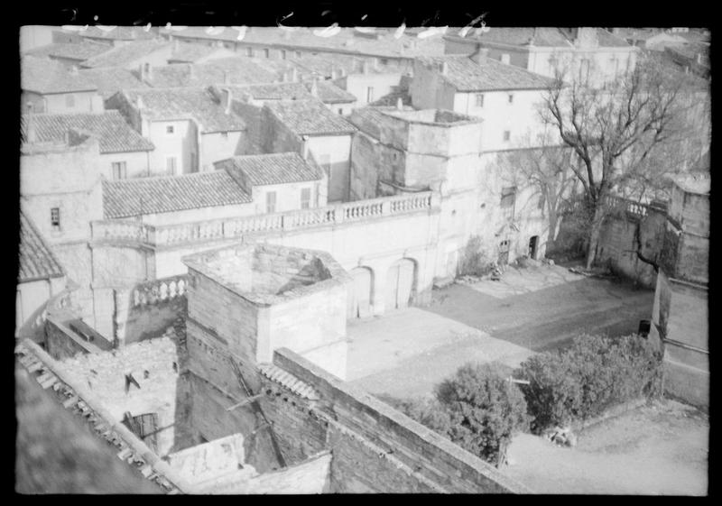 Vue de la place depuis les toits.