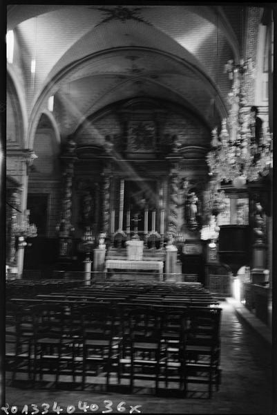 Intérieur ; vue vers le choeur.