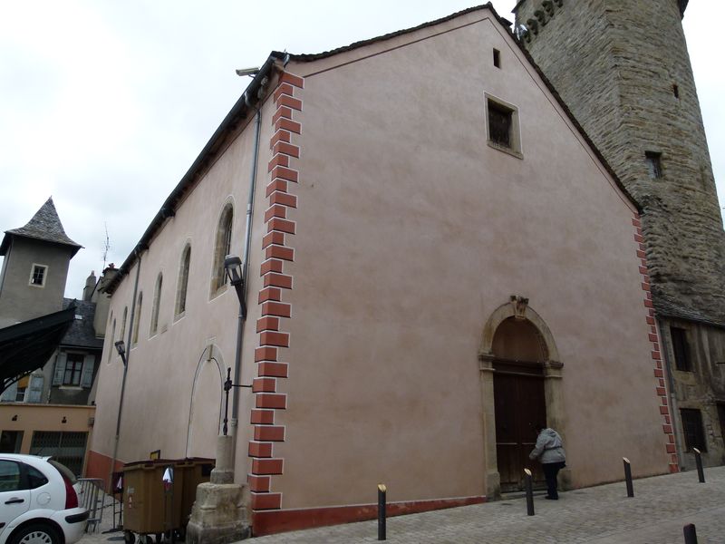 Façade de la chapelle des Pénitents blancs.