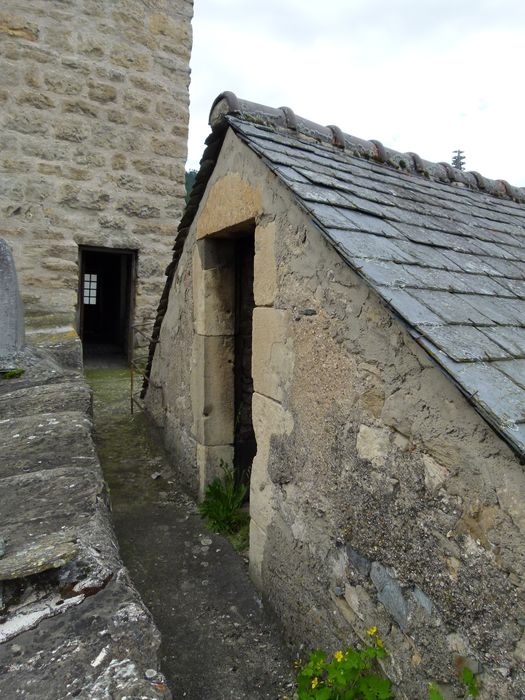 Combles de la chapelle latérale.