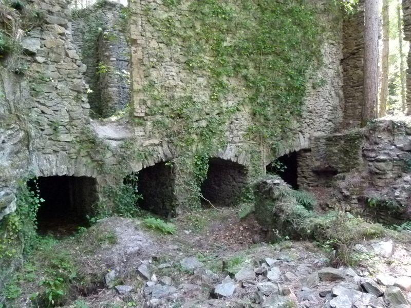 Ancienne mine argentifère. La fonderie. Magasin de combustibles (houille pour le four).