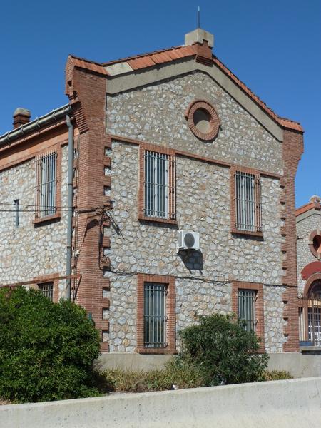 Ancienne cave des Corbières. Bâtiment des bureaux (sud).