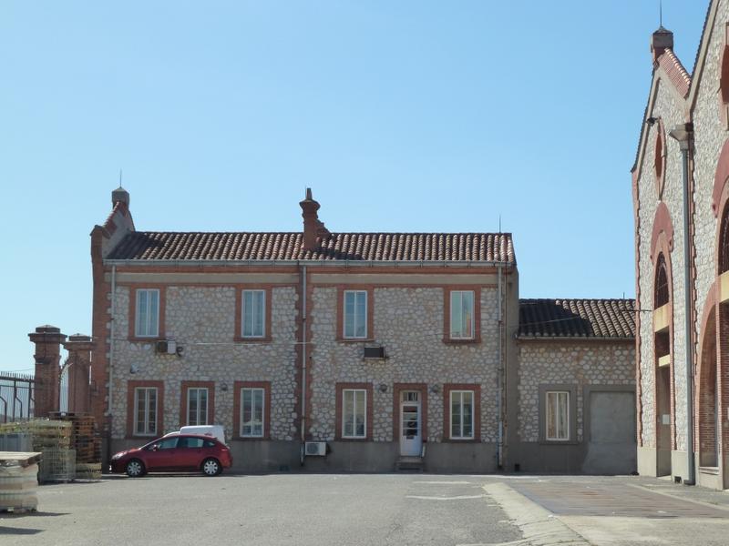 Ancienne cave des Corbières. Bâtiment des bureaux (sud) : élévation latérale.