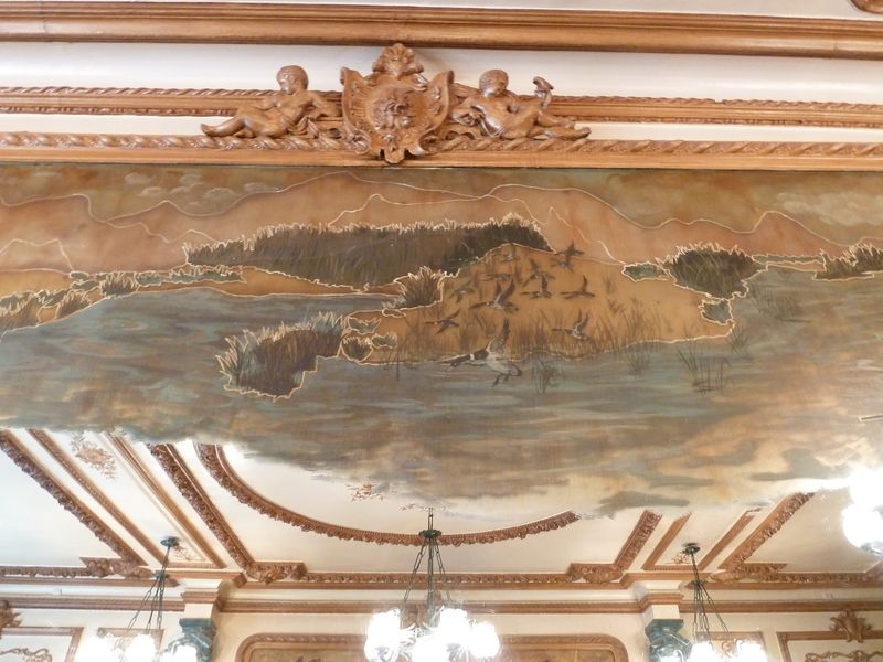 Mur nord. Peinture sur miroir. Paysage de pêche sur l’étang de Salses. Partie centrale.