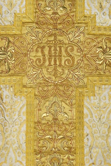 chasuble, détail (ex-voto de Mgr Douais)