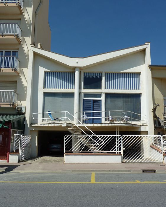 Façade sur mer.