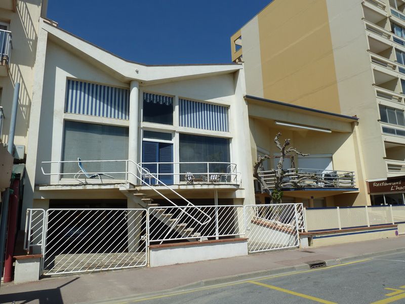 Façade sur mer.