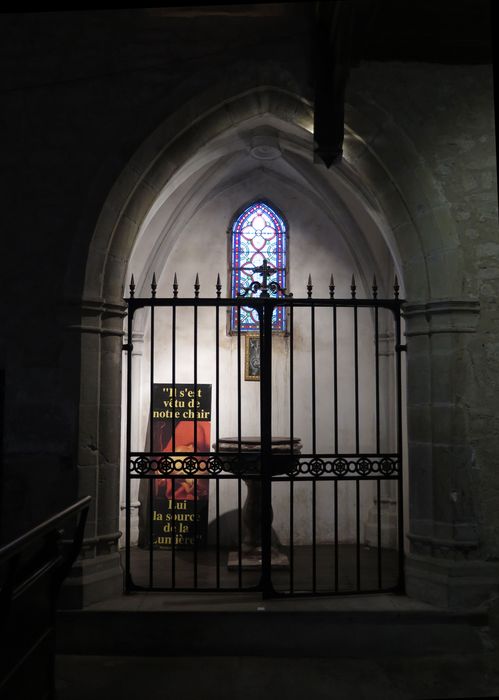 1ere chapelle sud. Chapelle des fonts construite en 1864.