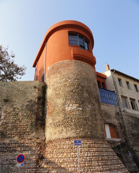 Maison atelier du peintre Louis Bausil, constuite par Raoul Castan en 1925, dans le quartier des Remparts Nord.