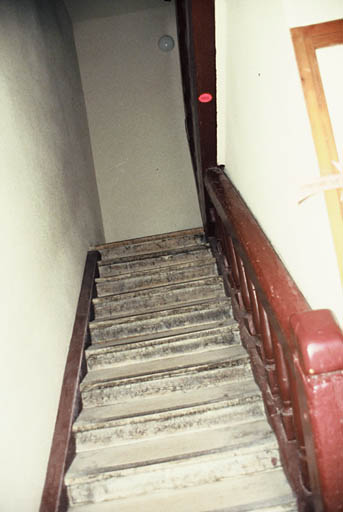 Caserne Campana, intérieur escalier.