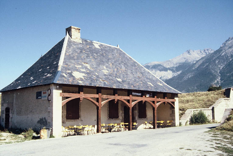 Pavillon du corps de garde nord.