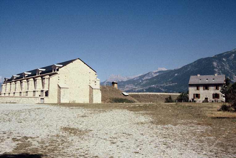 Arsenal, poudrière, pavillon du Génie.