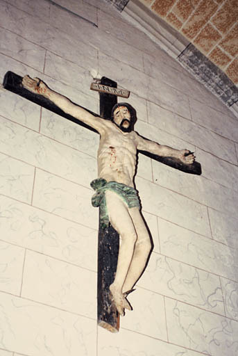 Mur est, Christ en Croix.