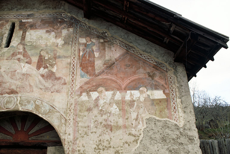 Façade sud, peintures murales.