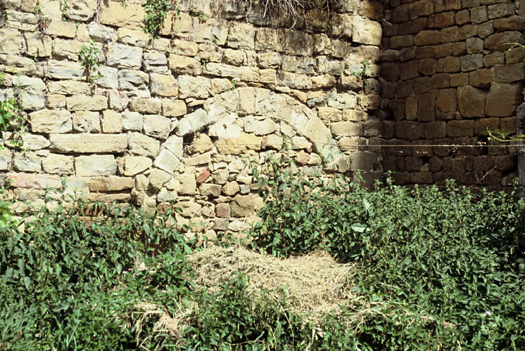 Trace d'une arcade bouchée.