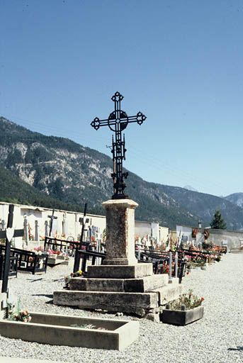 Croix de cimetière.