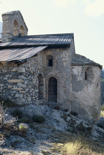 Chevet et extrémité de la façade sud.