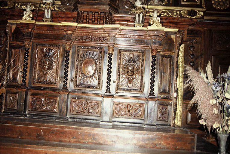 Choeur, boiserie du maître-autel.