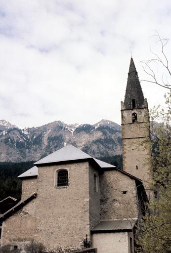 Vue générale depuis l'est.