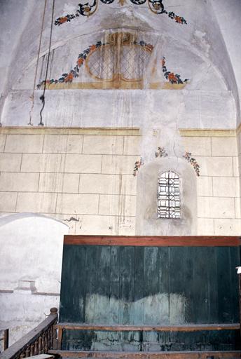 Choeur, mur ouest, boiserie et décor.