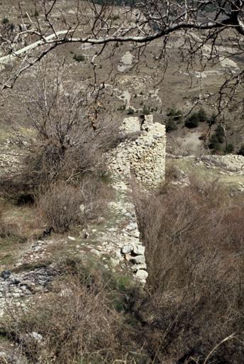 Vue générale, partie supérieure du mur.