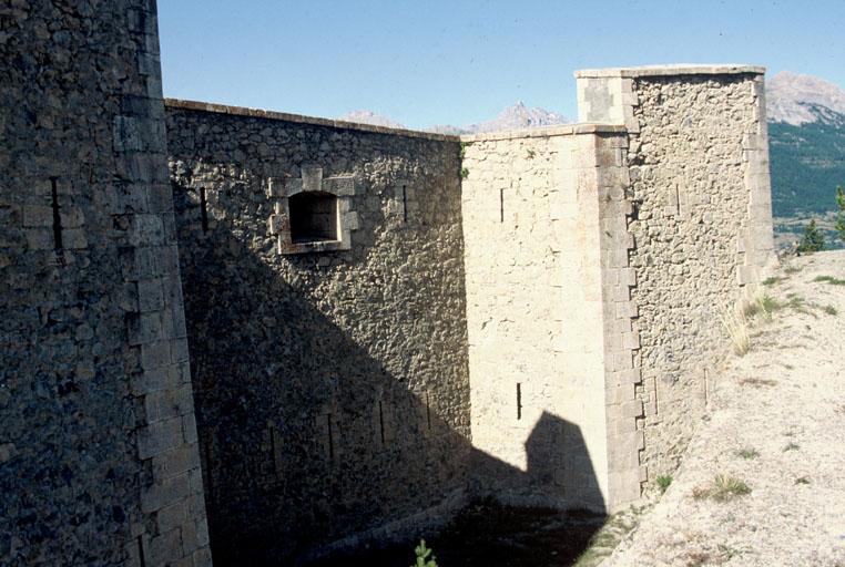 Bastion, vue générale.