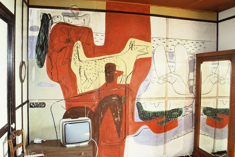 Intérieur de la guinguette L'Etoile de Mer, chambre avec peinture de Le Corbusier.