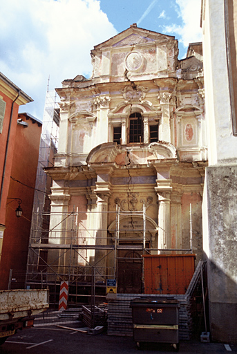 Façade.