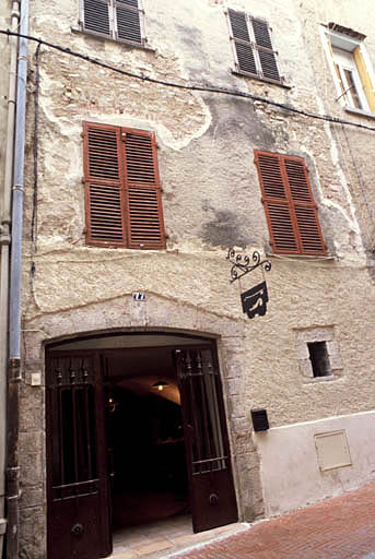 Rue Marcelin Berthelot, étage de soubassement.