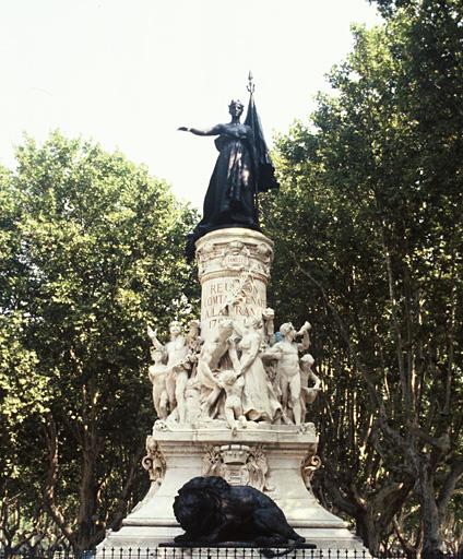 Monument commémoratif du rattachement du Comtat Venaissin à la France