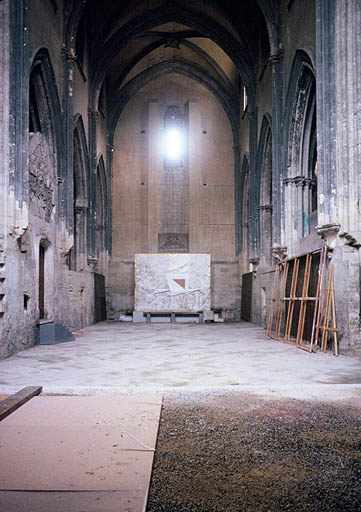 Eglise, nef depuis le choeur.