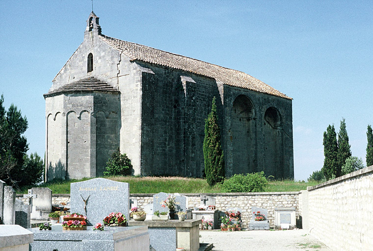 Chevet et façade nord.