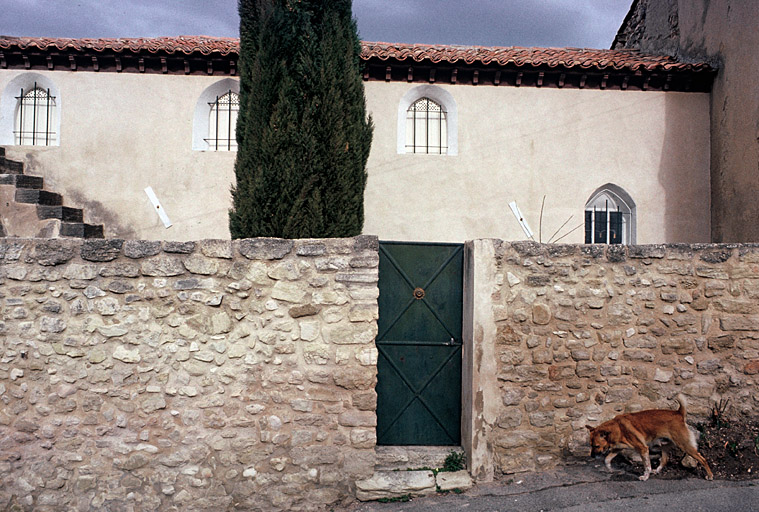 Façade latérale sur rue.