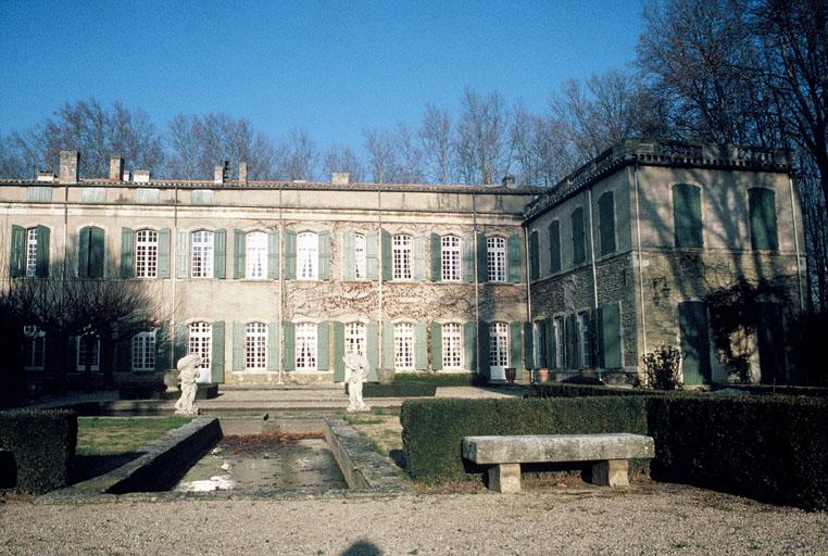 Façade est.