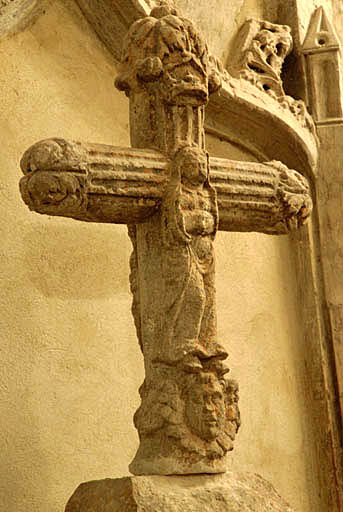 Croix de cimetière.