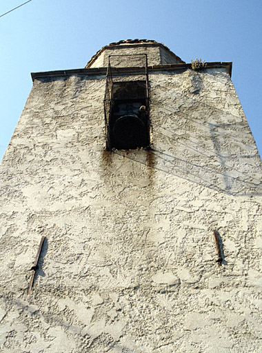 Clocher, vue en contre-plongée.