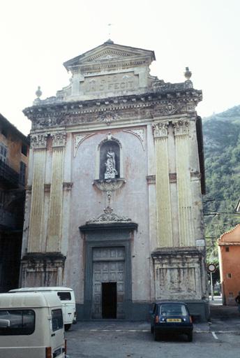 Façade principale.