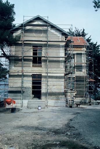 Ancien pavillon de Magnétique (La Trinité).