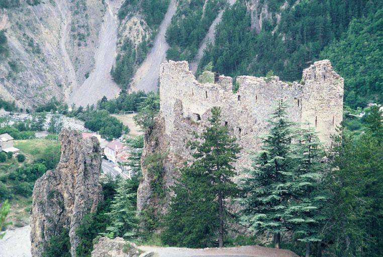 Château, vestiges