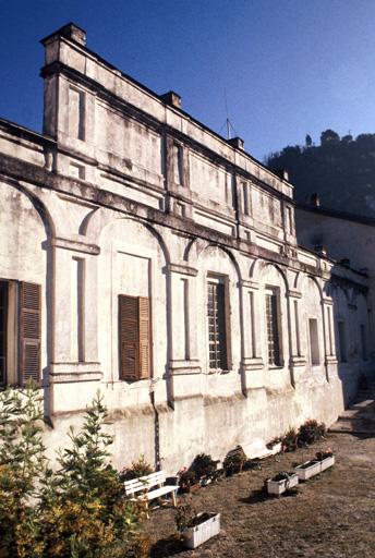 Façade, partie centrale.