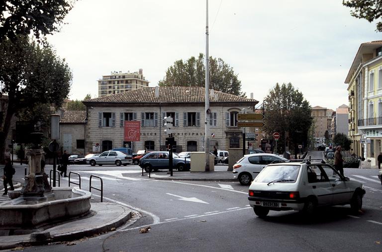 Vue générale de la façade nord.