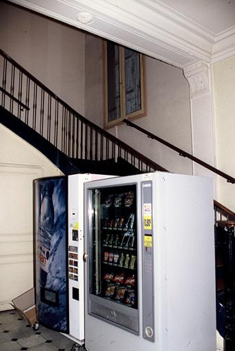 Vue du hall d'entrée.