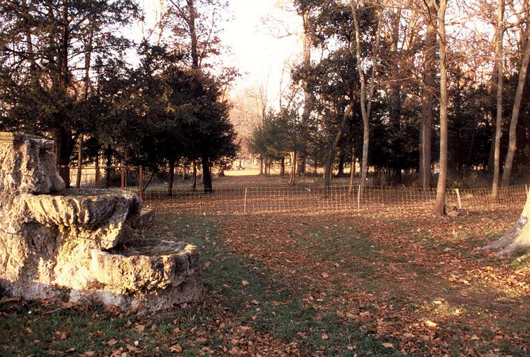 Vue du parc à l'ouest, la perspective.